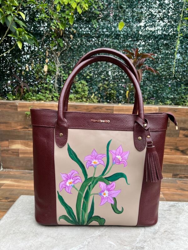 Hand-Painted Leather Floral Tote – Elegance Meets Everyday Utility - Image 5
