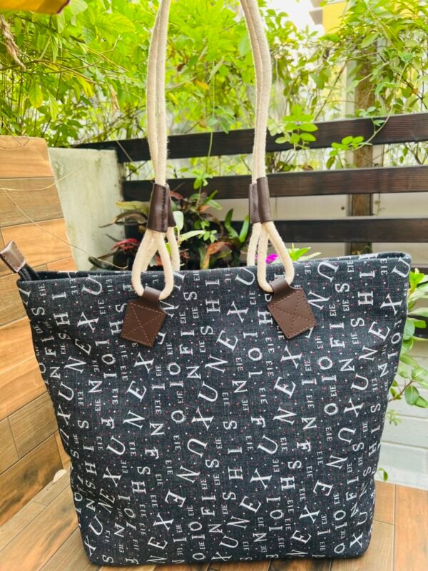 Versatile Tote Bag – Durable, Stylish & Spacious - Image 5