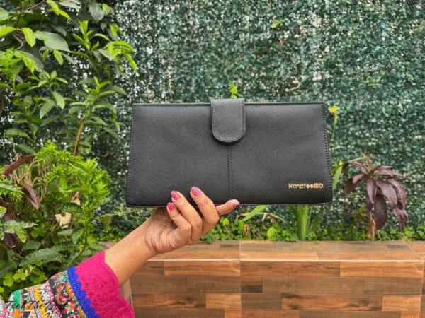 Signature Leather Purse – Timeless, Elegant & Functional - Image 5